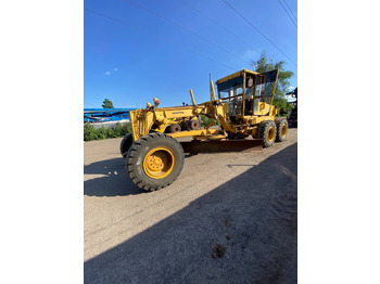 מפלסת KOMATSU