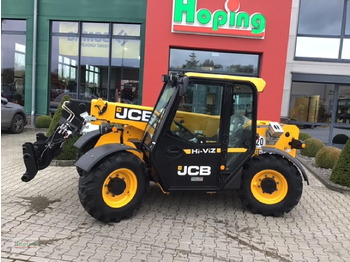 מפעיל טלסקופי JCB