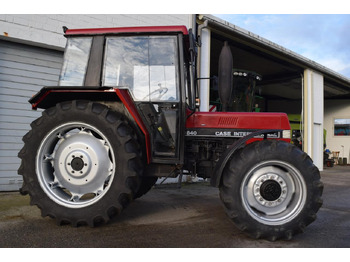 טרקטור חקלאי CASE IH 840