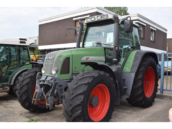 טרקטור חקלאי FENDT 700 Vario
