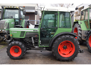 טרקטור חקלאי FENDT Farmer 200