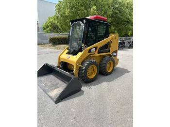 מעמיס היגוי החלקה CATERPILLAR 226B3