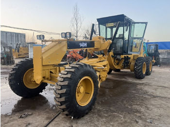 מפלסת CATERPILLAR 140H