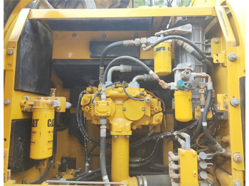 מחפר סורק Caterpillar 329D: תמונה 2