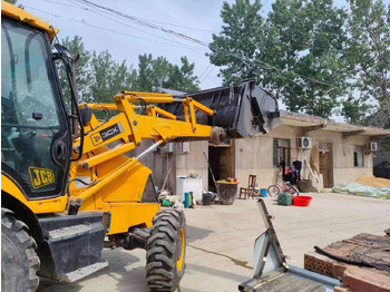 מחפרון JCB 3CX: תמונה 3
