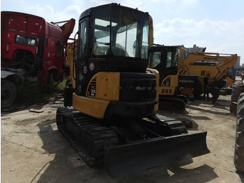 מיני מחפר KOMATSU PC35