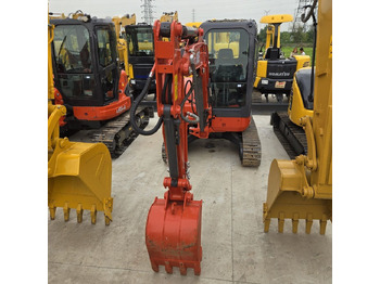 מיני מחפר Kubota U35: תמונה 4