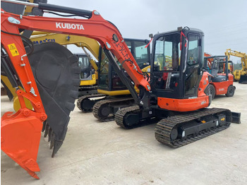 מיני מחפר KUBOTA