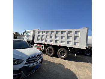 מזהיר SINOTRUK HOWO