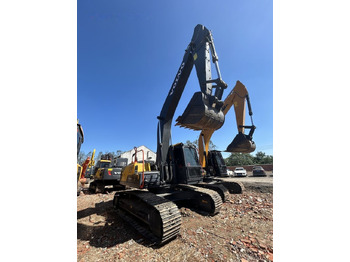 מחפר סורק Volvo EC240: תמונה 2