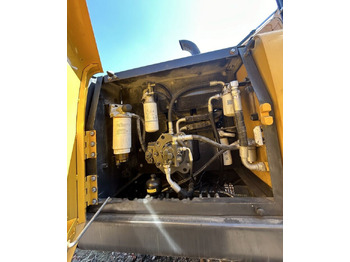 מחפר סורק Volvo EC240: תמונה 5