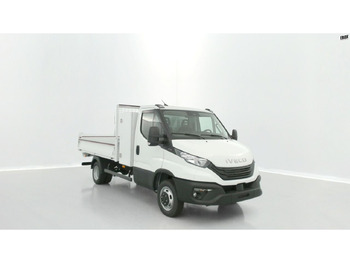 כלי רכב מסחרי מזהיר IVECO Daily 35c16