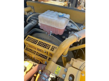 מחפר סורק CAT 324 EL: תמונה 3