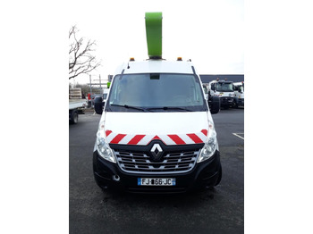 פלטפורמה אווירית מותקנת על משאית RENAULT Master
