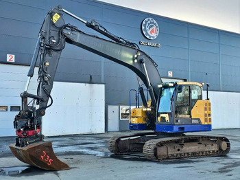 מחפר סורק VOLVO ECR235EL