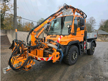 כלי רכב עירוני/ מיוחד UNIMOG U400
