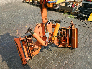 מחרשת שלג UNIMOG