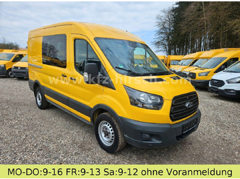 כלי רכב מסחרי עם לוח FORD Transit