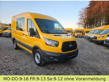 כלי רכב מסחרי עם לוח FORD Transit