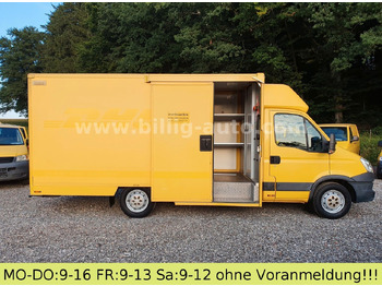 כלי רכב מסחרי עם תיבה IVECO Daily