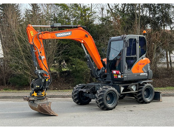 מחפר גלגלים DOOSAN DX57W