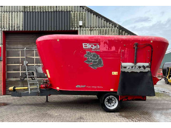 עגלת מערבל מספוא PEECON