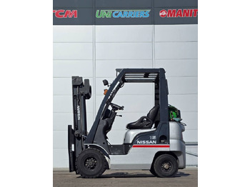 מלגזת LPG Nissan L01A15: תמונה 4 מלגזת LPG Nissan L01A15: תמונה 4