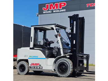 מלגזת סולר UNICARRIERS