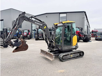 מיני מחפר VOLVO ECR35D