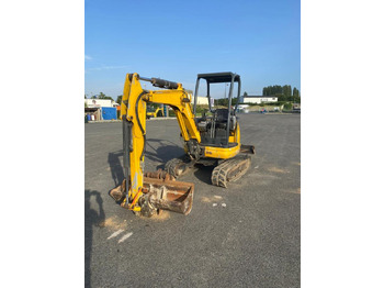 מיני מחפר KUBOTA U25