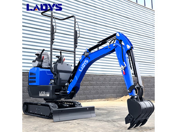 מיני מחפר KUBOTA