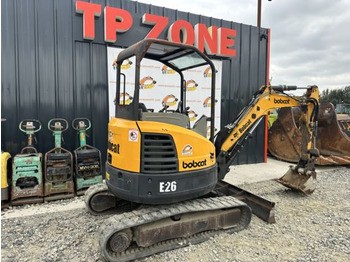 מיני מחפר BOBCAT E26
