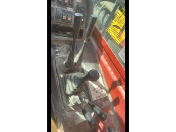 מפעיל טלסקופי Manitou Mt1233 à 22 900 € HT: תמונה 4 מפעיל טלסקופי Manitou Mt1233 à 22 900 € HT: תמונה 4