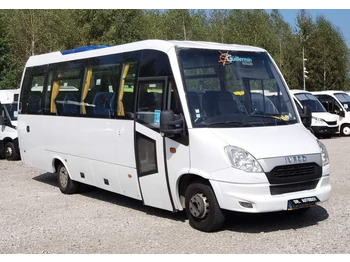 מיניבוס IVECO Rapido
