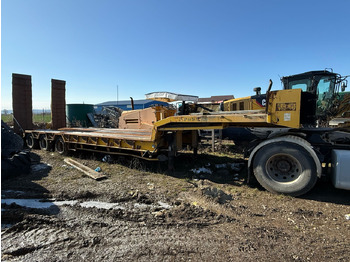 סמיטריילר עם מטען נמוך ACTM