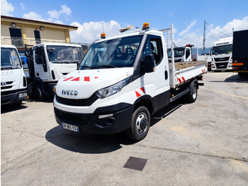 כלי רכב מסחרי מזהיר IVECO Daily