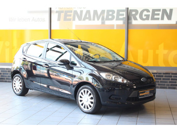 מכונית FORD
