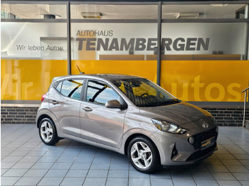 מכונית HYUNDAI