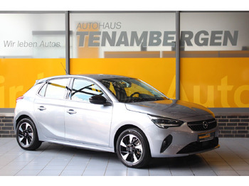 סדאן OPEL
