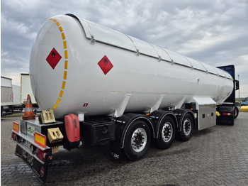 סמיטריילר מכל