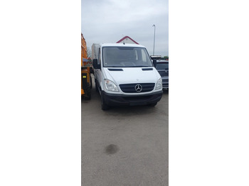 כלי רכב מסחרי עם וילונות צד MERCEDES-BENZ Sprinter 213