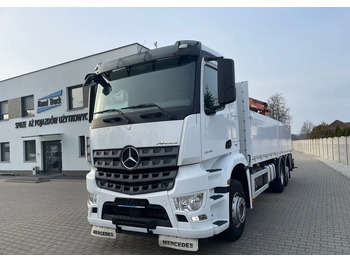 משאית צד נופל/ שטוחה MERCEDES-BENZ Arocs 2545