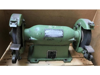 מכונת עיבוד מתכת