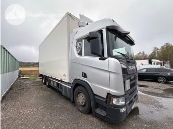 משאית תיבה SCANIA R 520