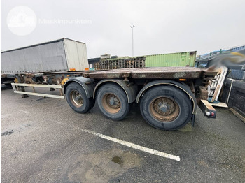 סמיטריילר מוביל מכולות/ החלפת גוף