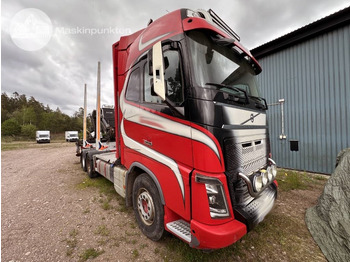משאית עץ VOLVO FH16 750