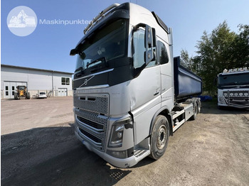 משאית הרמת וו VOLVO FH16 750