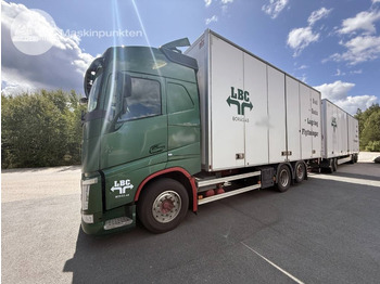 משאית תיבה VOLVO FH