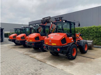 מעמיס גלגלים KUBOTA R065
