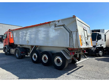 סמיטריילר עם מזהיר Benalu 25 m3 OSIE SAF HYDRAULICZNA KLAPA ELEKRYCZNY DACH: תמונה 5 סמיטריילר עם מזהיר Benalu 25 m3 OSIE SAF HYDRAULICZNA KLAPA ELEKRYCZNY DACH: תמונה 5